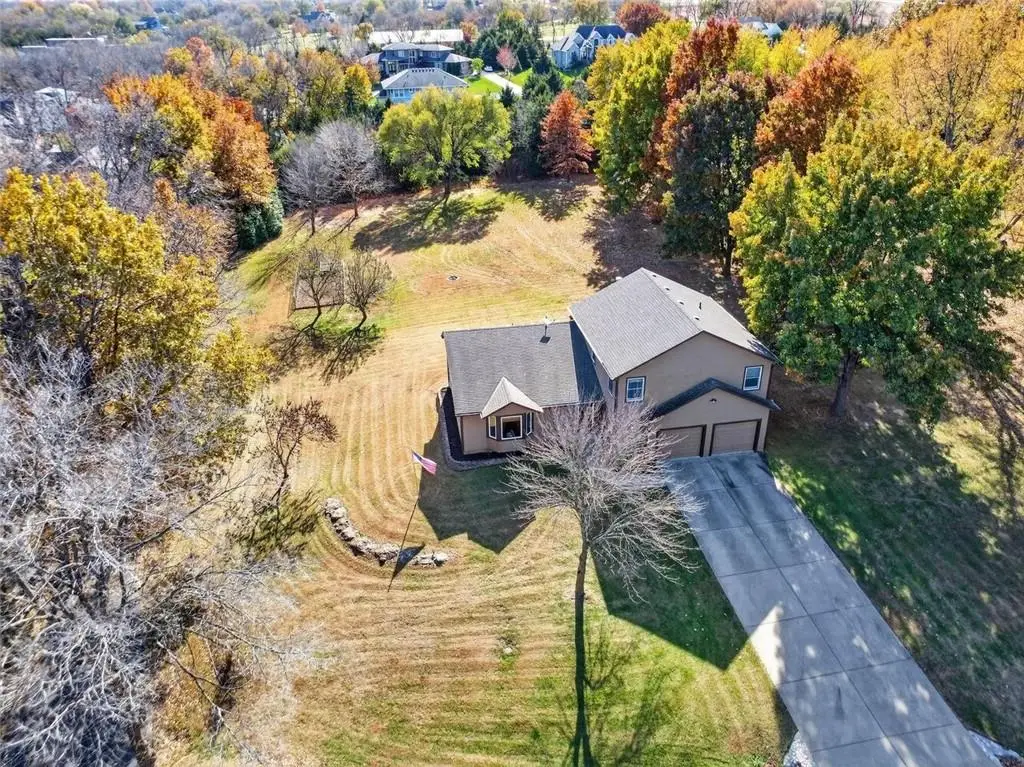 3725 W 179th Terrace, Stilwell, KS 66085 - Image #1