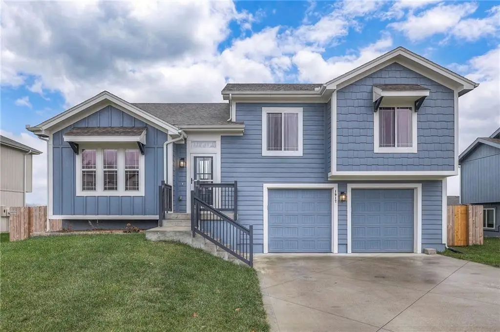 1917 Eagle Drive, Harrisonville, MO 64701 - Image #1