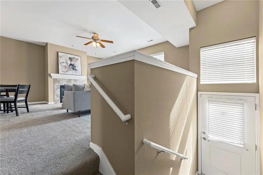 5245 Overland Drive #A16, Lawrence, KS 66049 - Image #3