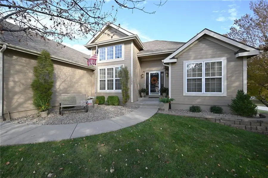 13435 Timber Park Drive, Platte City, MO 64079 - Image #2