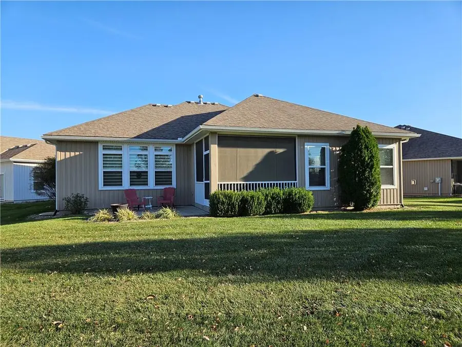 4605 SW Olympia Circle Sw, Lees Summit, MO 64082 - Image #2