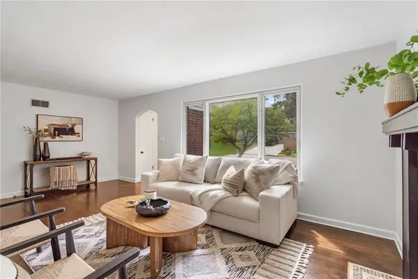 710 E 73rd Street, Kansas City, MO 64131