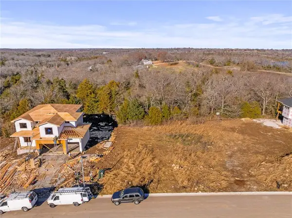 25174 W 141st Street, Olathe, KS 66061