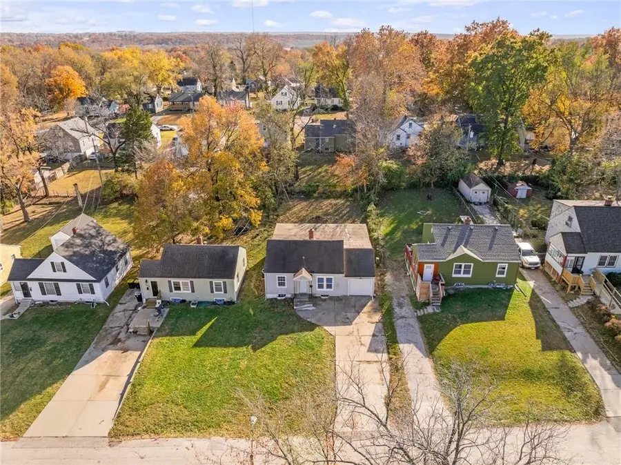4225 E 68th Street, Kansas City, MO 64132 - Image #2
