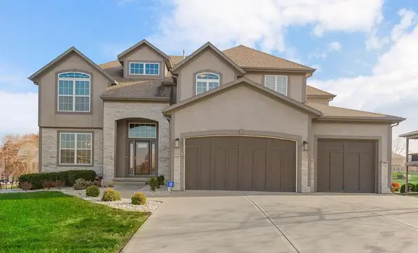 24211 W 69th Street, Shawnee, KS 66226