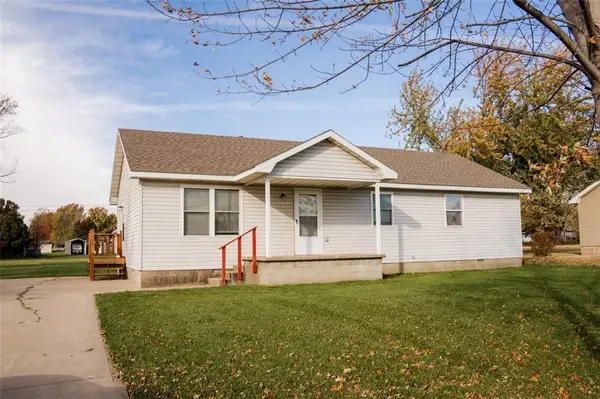 332 Kennedy Drive, Iola, KS 66749