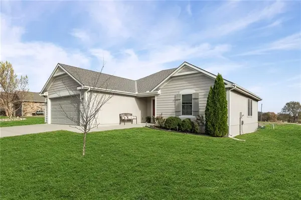 103 N Sivley Street, Peculiar, MO 64078