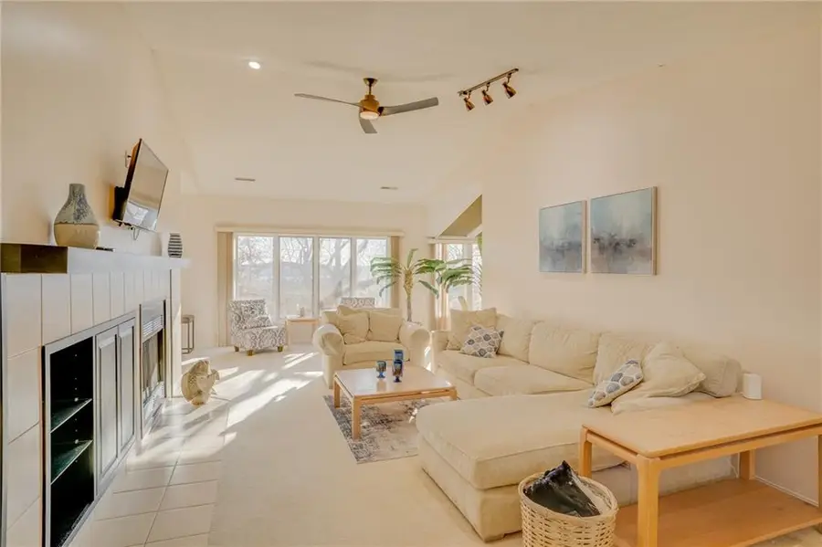 28 Center Court, Lake Ozark, MO 65049 - Image #3