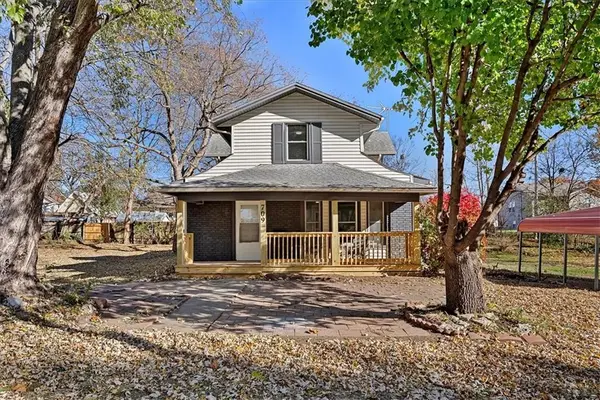 709 West Street, Harrisonville, MO 64701