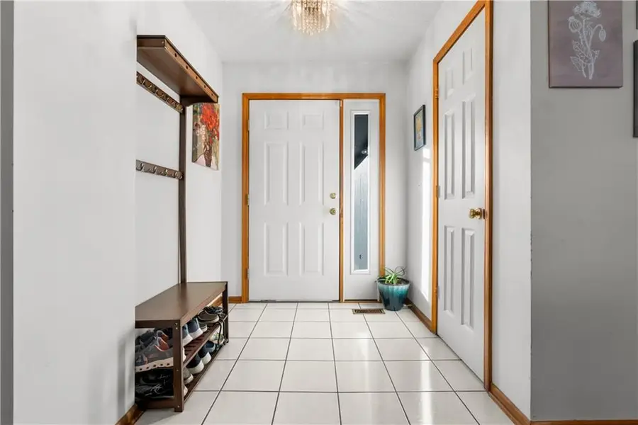 4620 SW 10th Street, Blue Springs, MO 64015 - Image #3