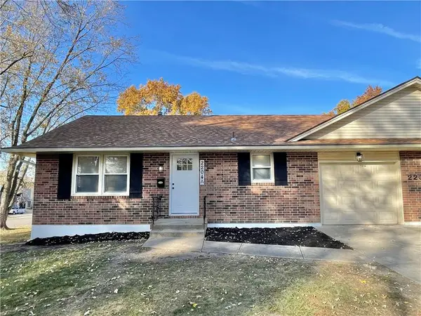 2204 Ridgewood Road #A, Harrisonville, MO 64701