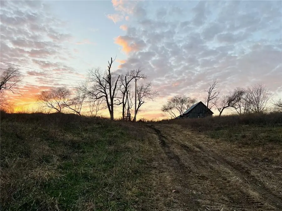 Ee Highway, Richmond, MO 64085 - Image #2