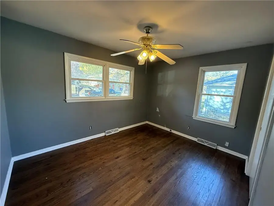 7317 Hedges Avenue, Raytown, MO 64133 - Image #2