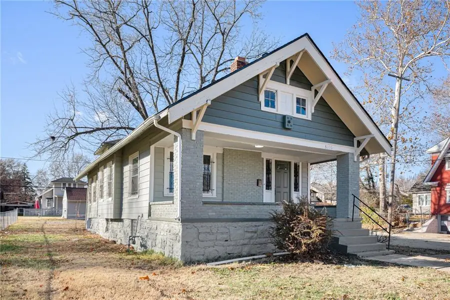 5700 Woodland Avenue, Kansas City, MO 64110 - Image #2