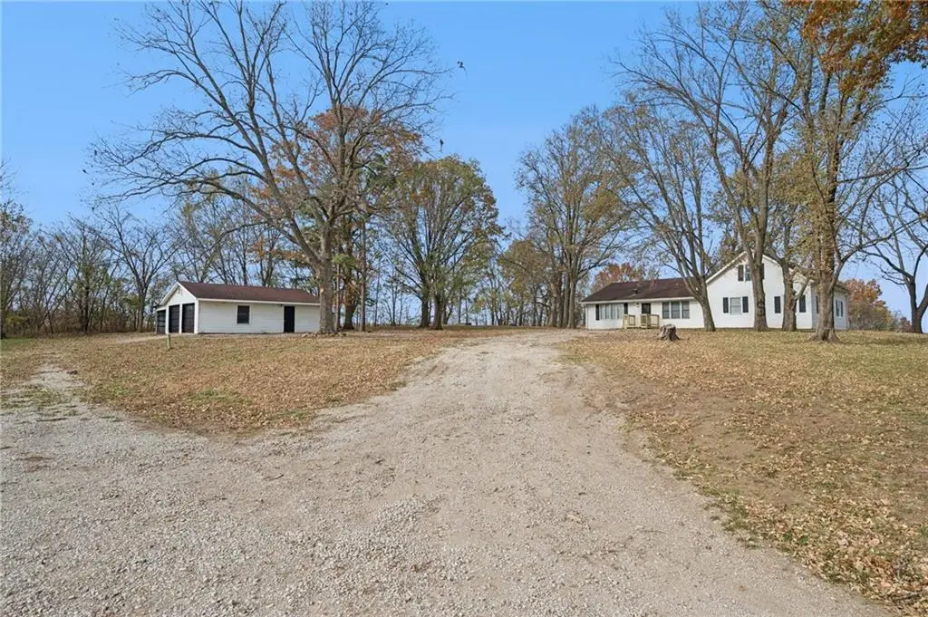 700 SW 800 Road, Chilhowee, MO 64733 - Image #1
