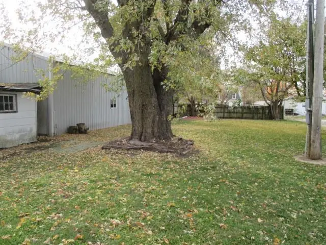 230 E Moniteau Street, Tipton, MO 65081 - Image #3