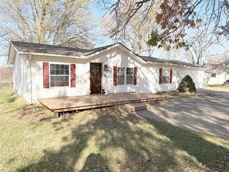 410 Park Avenue, Buckner, MO 64016 - Image #2