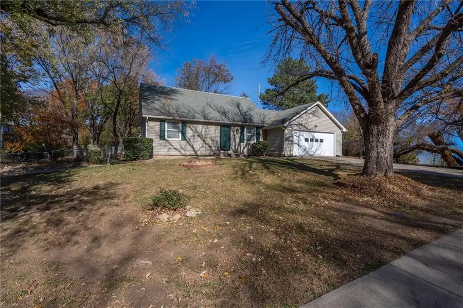 1133 Kasold Drive, Lawrence, KS 66049 - Image #3