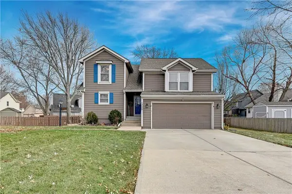 1332 E 154 Street, Olathe, KS 66062