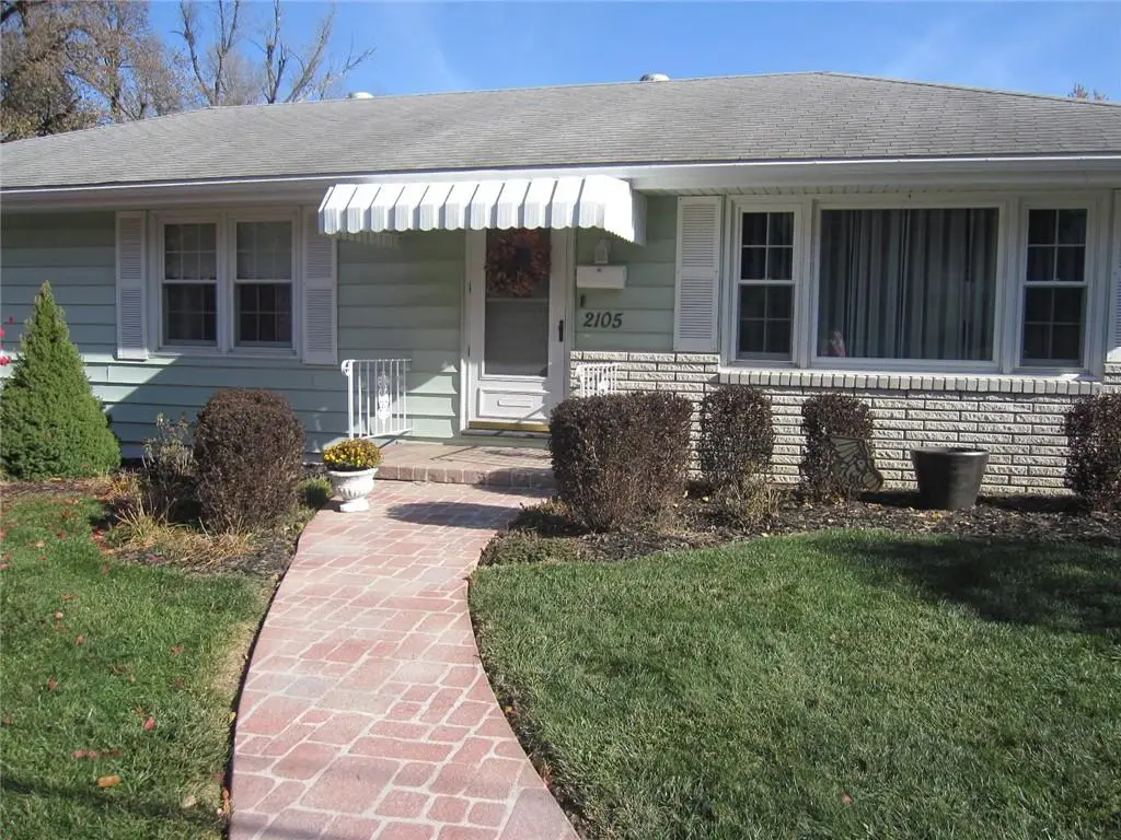 2105 Chambers Avenue, Saint Joseph, MO 64506 - Image #1