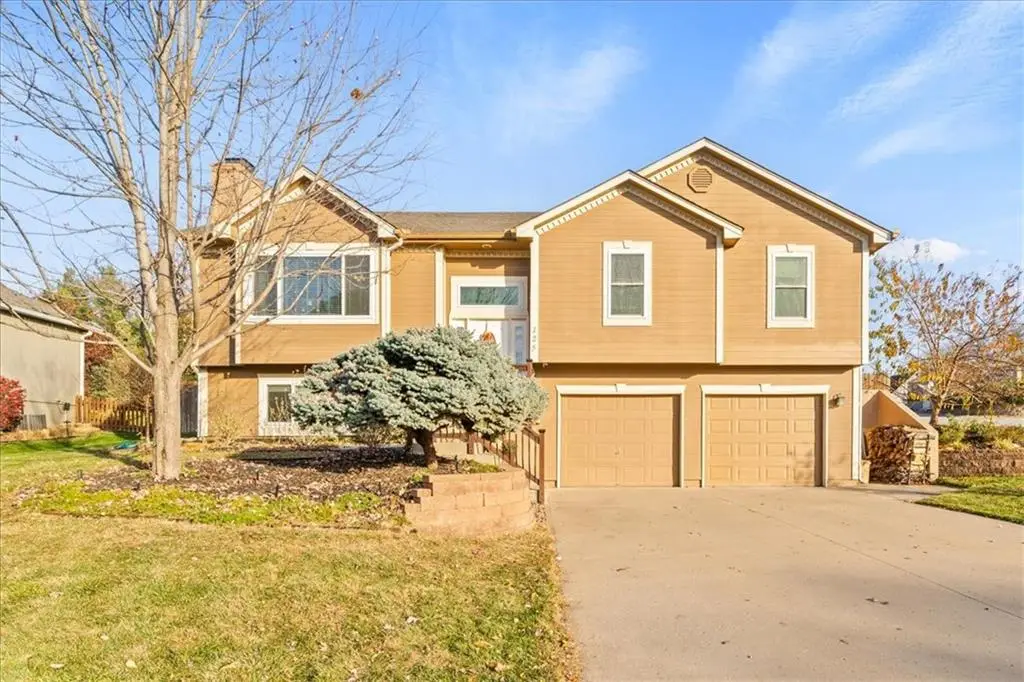 125 SW Tess Drive, Lees Summit, MO 64081 - Image #1