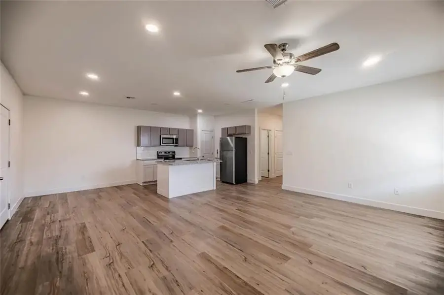 5770 Circle, Wichita, KS 67220 - Image #2