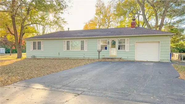 13520 Cypress Avenue, Grandview, MO 64030