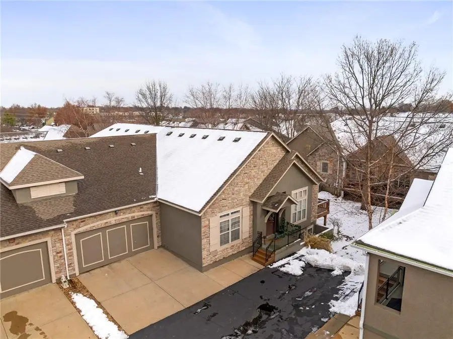 11213 S Rene Street #1002, Olathe, KS 66215 - Image #2