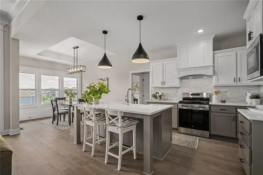 19499 W 114th Terrace, Olathe, KS 66061 - Image #2