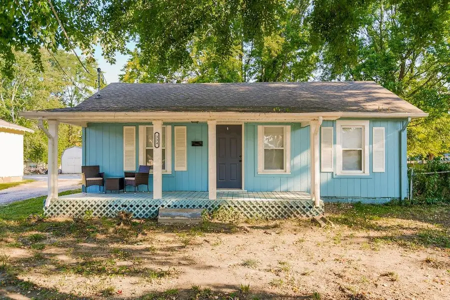 334 W Sea Avenue, Independence, MO 64050 - Image #2