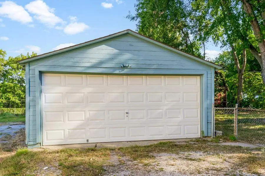 334 W Sea Avenue, Independence, MO 64050 - Image #3