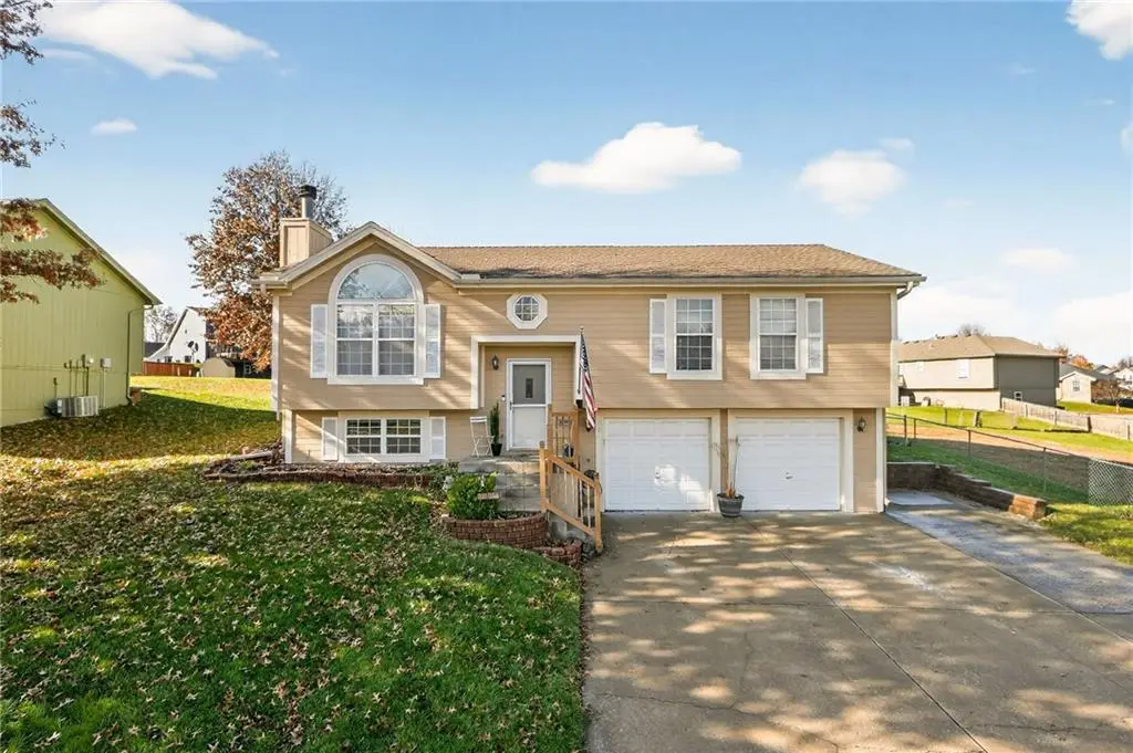 806 Pine Crest Avenue, Kearney, MO 64060 - Image #1