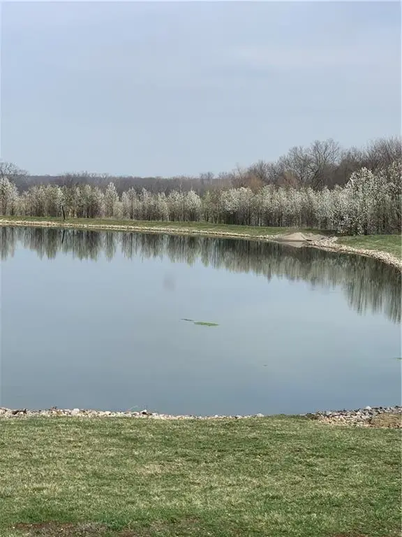 908 N White Oaks Lane, Oak Grove, MO 64075 - Image #2