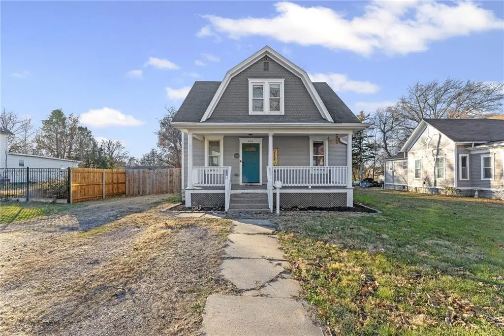 436 S Ash Street, Ottawa, KS 66067 - Image #1