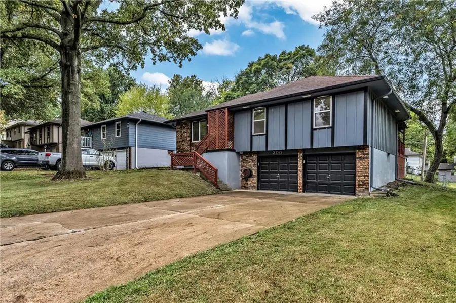 300 N Holder Road, Independence, MO 64050 - Image #2