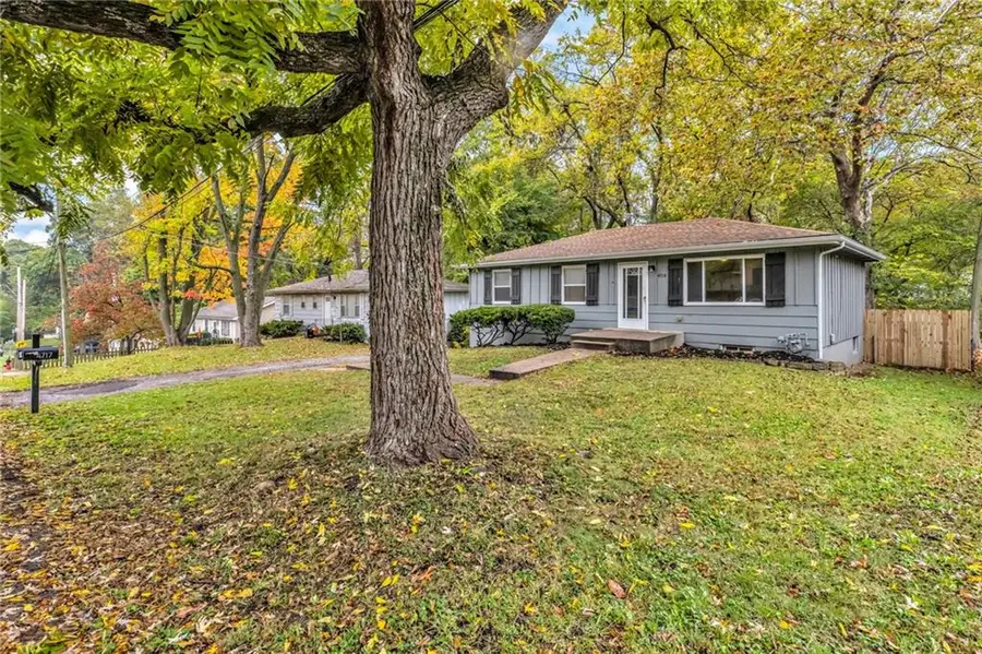 4718 N Drury Avenue, Kansas City, MO 64117 - Image #2