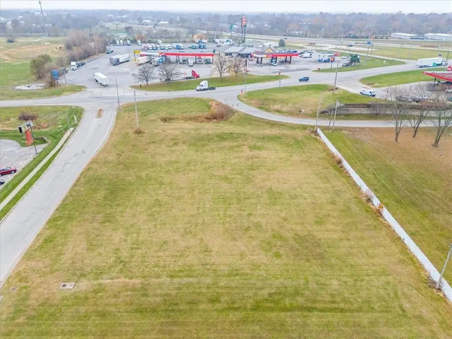 Irongate Court, Peculiar, MO 64078 - Image #2