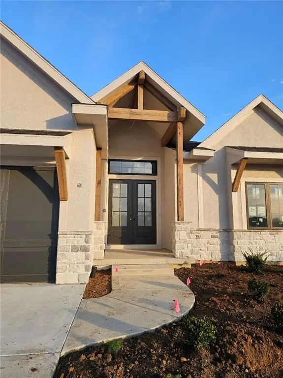 11211 S Gleason Road, Olathe, KS 66061 - Image #2