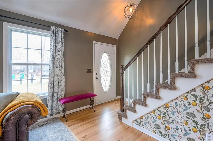 13741 Lawrence Avenue, Bonner Springs, KS 66012 - Image #3