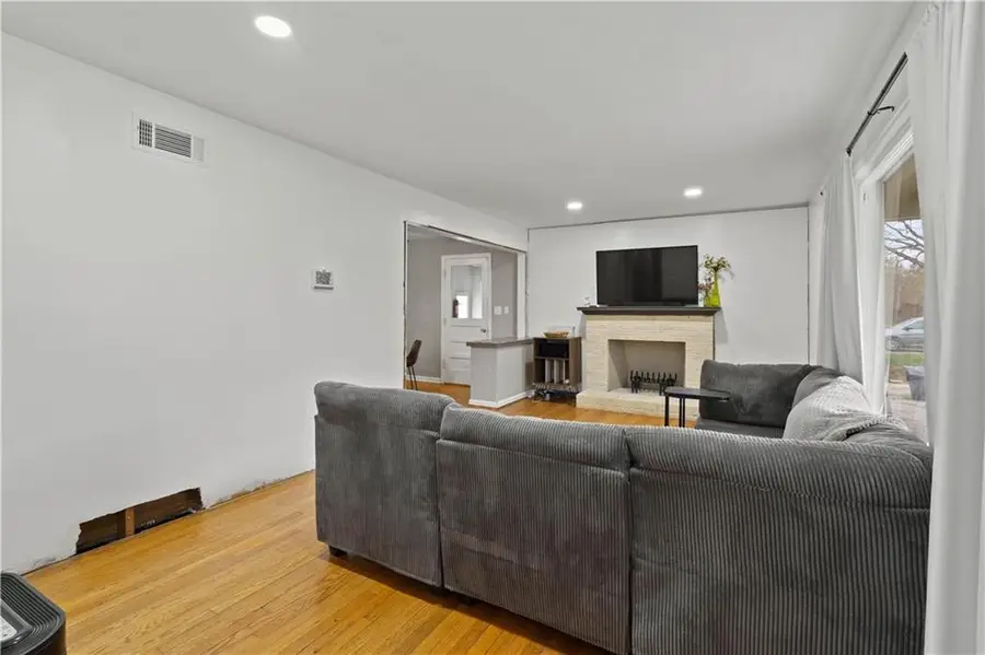 7809 E 99th Terrace, Kansas City, MO 64134 - Image #3