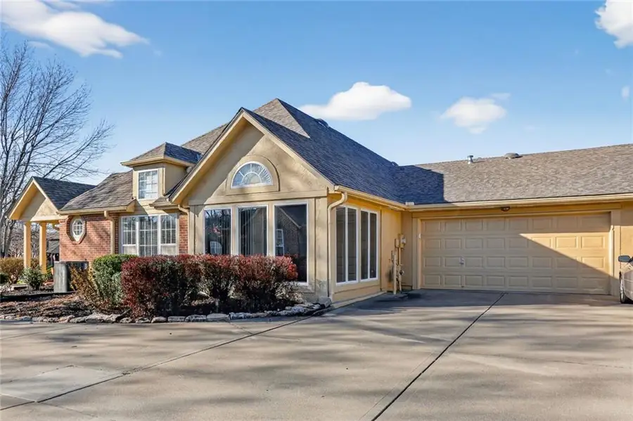 14232 W 151st Terrace #500, Olathe, KS 66062 - Image #2