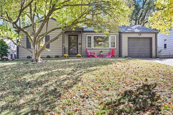 315 E Sweeney Boulevard, Kansas City, MO 64114