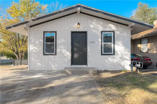 134 Bellaire Avenue, Kansas City, MO 64123