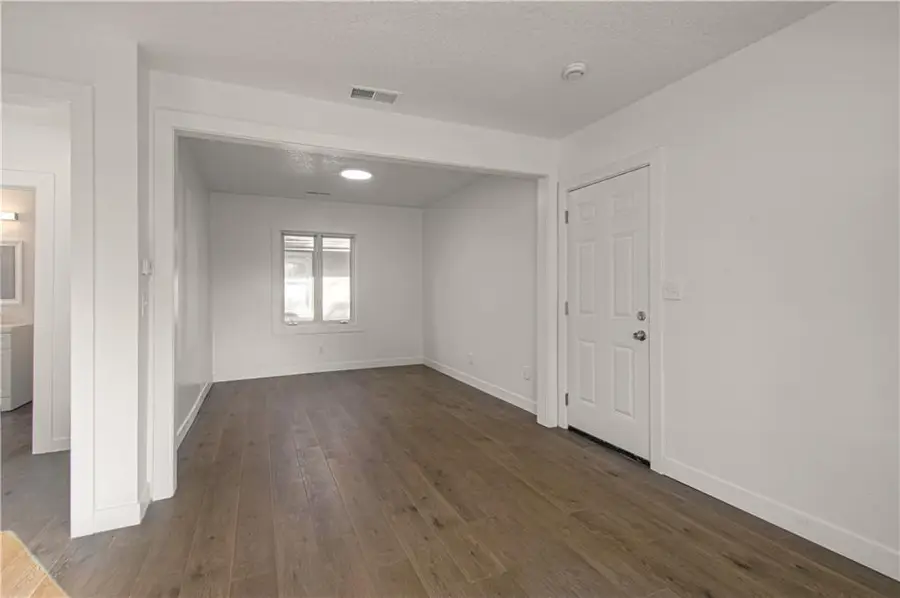 134 Bellaire Avenue, Kansas City, MO 64123 - Image #2