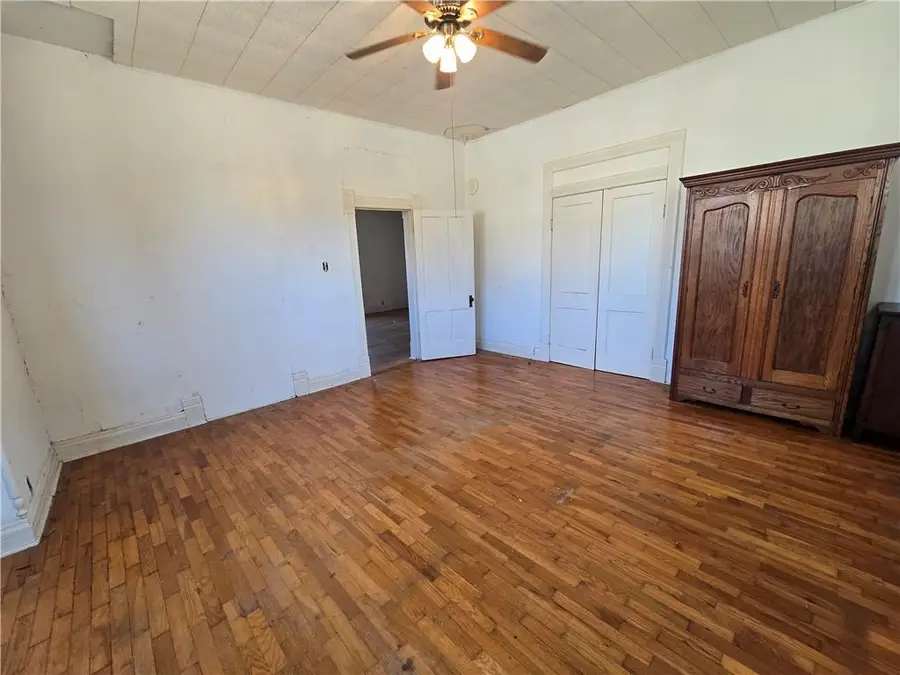 2119 South Street, Lexington, MO 64067 - Image #3