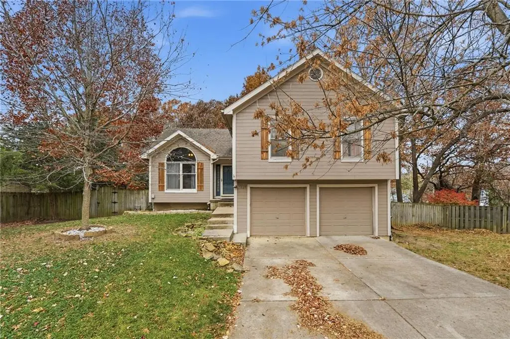 7024 N Mercier Court, Kansas City, MO 64118 - Image #1