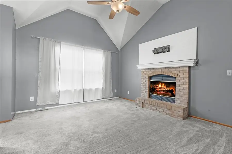 626 SE Fox Run Court, Blue Springs, MO 64014 - Image #2