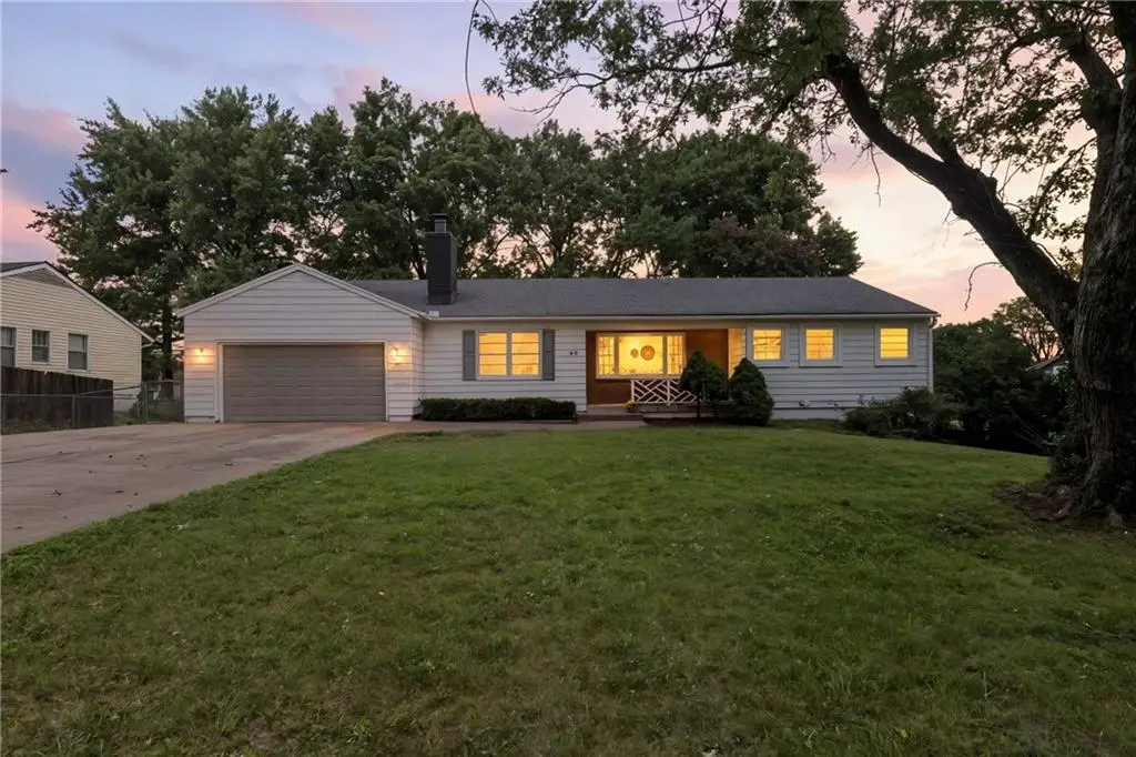 508 W 96th Terrace, Kansas City, MO 64114 - Image #1