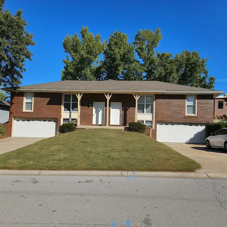 1512-1514 SW Sunset Street, Blue Springs, MO 64015 - Image #2