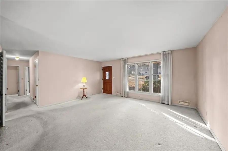 10205 Tracy Avenue, Kansas City, MO 64131 - Image #3